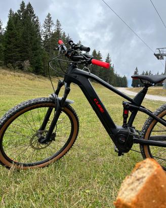 Cube stereo hybrid 120 del 2021