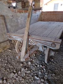 Antico carro agricolo
