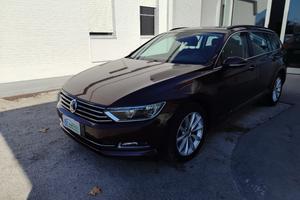 VOLKSWAGEN Passat Business Variant 1.6 TDI Trendli