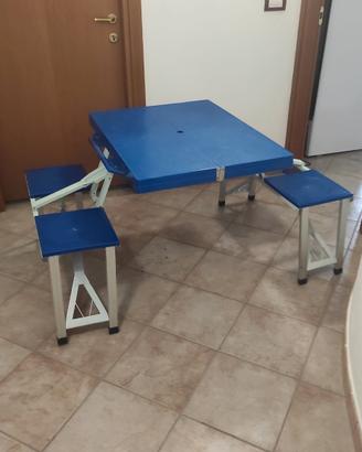 sedie e tavolo picnic