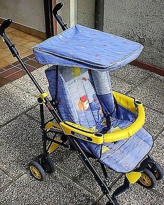 Attrezzature e prodotti vari usati per infanzia