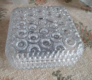 Lampadario quadrato decorato a cerchi piccoli