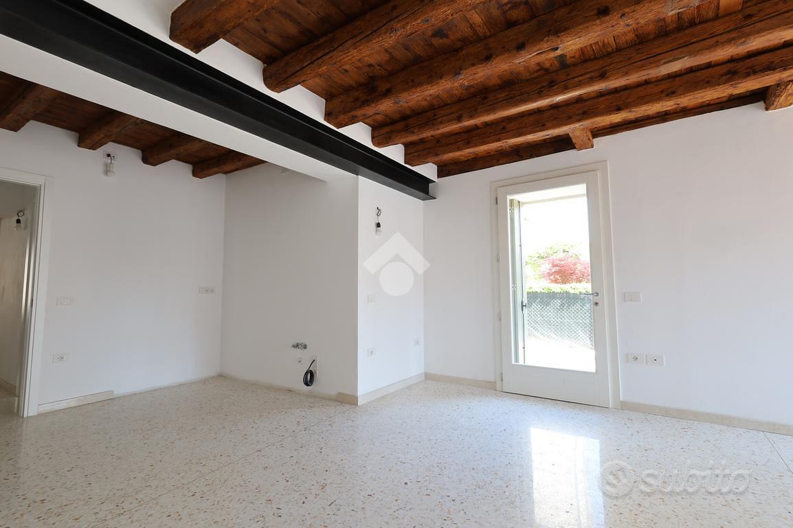 3 LOCALI A SANDRIGO - Vista 6