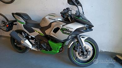  KAWASAKI NINJA 7 HYBRID + ACCESSORI 