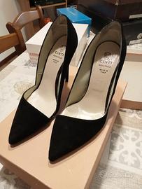 Scarpa decoltè donna in pelle scamosciata nera