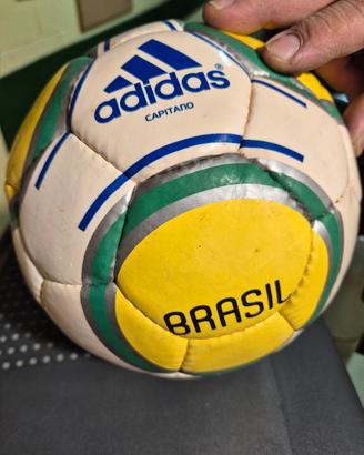 pallone da calcio Adidas 