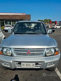 pajero 2.5 td 