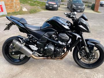 Kawasaki Z 750 -BLACK EDITION