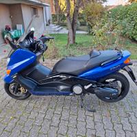 TMAX 500 