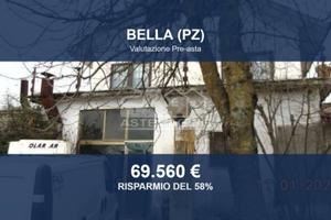 Immobile in asta di 277 m² a Bella