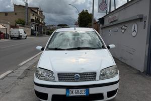 Fiat Punto 1.2i cat 5 porte EL