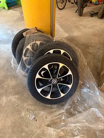 Cerchio smart 453 complete di gomma