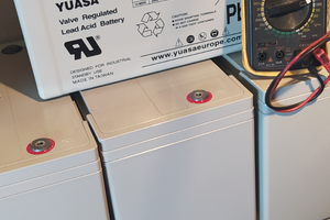 Batteria USATA agm 94 ah 12 V Yuasa 2500W