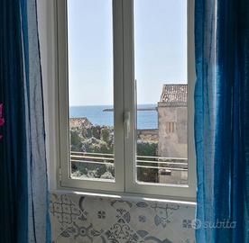 bilocale vista mare