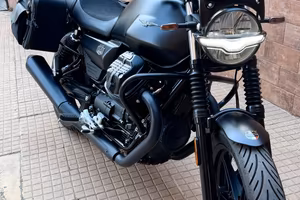 Moto guzzi v7 stone euro 5+ (Nuova) tratt.