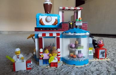 LEGO Creator 31077 — Negozio Dolci RIBASSATO