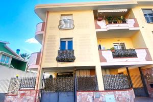 Quadrivano doppia esposizione posto auto