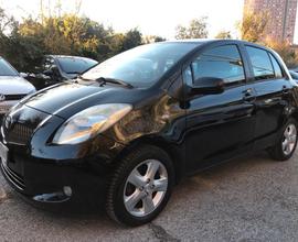 Toyota Yaris 1.3 5 porte Sol