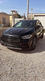 Mercedes-Benz GLA A180 AMG Line