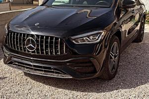 Mercedes-Benz GLA A180 AMG Line