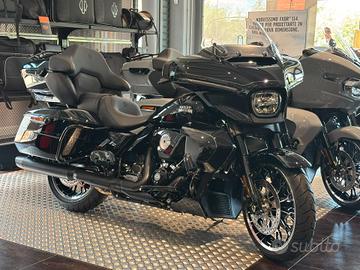 H-D STREET GLIDE LIMITED NEW MODEL