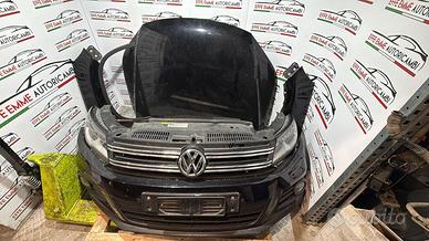 MUSO MUSATA VOLKSWAGEN TIGUAN COLORE NERO