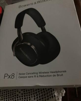Bowers & Wilkins PX8