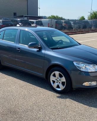 Skoda Octavia 1.6 TDI CR F.AP. Elegance
