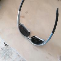 occhiali da sole modello ciclista argento