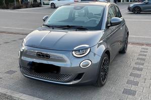 500e LA PRIMA -COME NUOVA