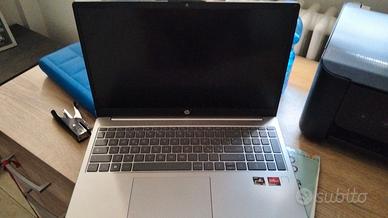 Compiuter e stampante