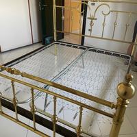 Letto in ottone