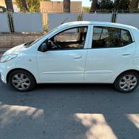 Hyundai i10 1.1 comfort full optional