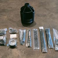 Set Cancelleria con Supporto Rotante, NUOVO