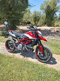 ducati hypermotard 950 