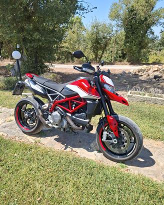 ducati hypermotard 950 