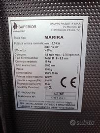 Stufa Focus a pellets con magnolica