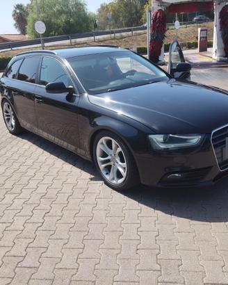 Vendi un'Audi 4 B8