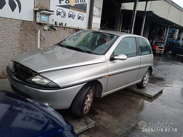 LANCIA Y ELEFANTINO 1.4 B  1996 840A2000 PER RICA