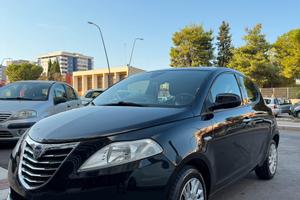 LANCIA YPSILON 2013