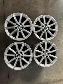 Cerchi in lega ORIGINALI BMW da 17 pollici