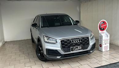 Audi Q2 30 TDI 1.6 S tronic Identity Black 2020