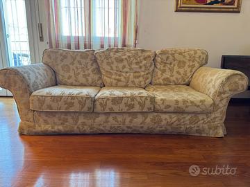 Divani Chateaux d’ax stile barocco