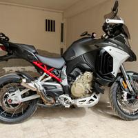 Ducati multistrada V4S travel