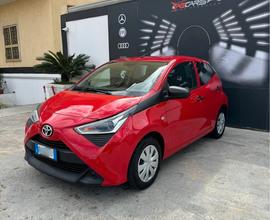 Toyota Aygo Connect 1.0 VVT-i 72 CV 5 porte x-wave