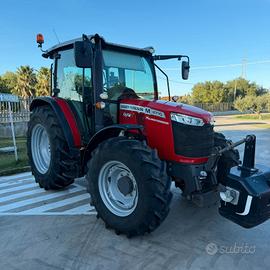 MASSEY FERGUSON M 4710 2023