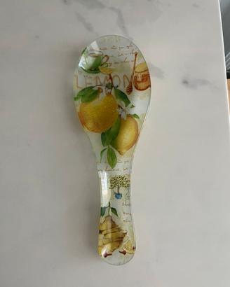 Poggiamestolo decorato