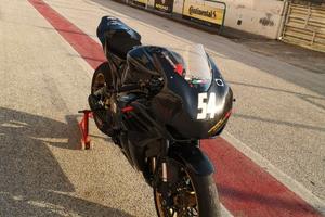 HONDA CBR 1000 RR