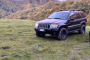 Grand cherokee