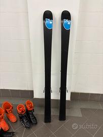 Sci alpinismo.Scarponi 26/26.5+sci+ attacchi+pelli